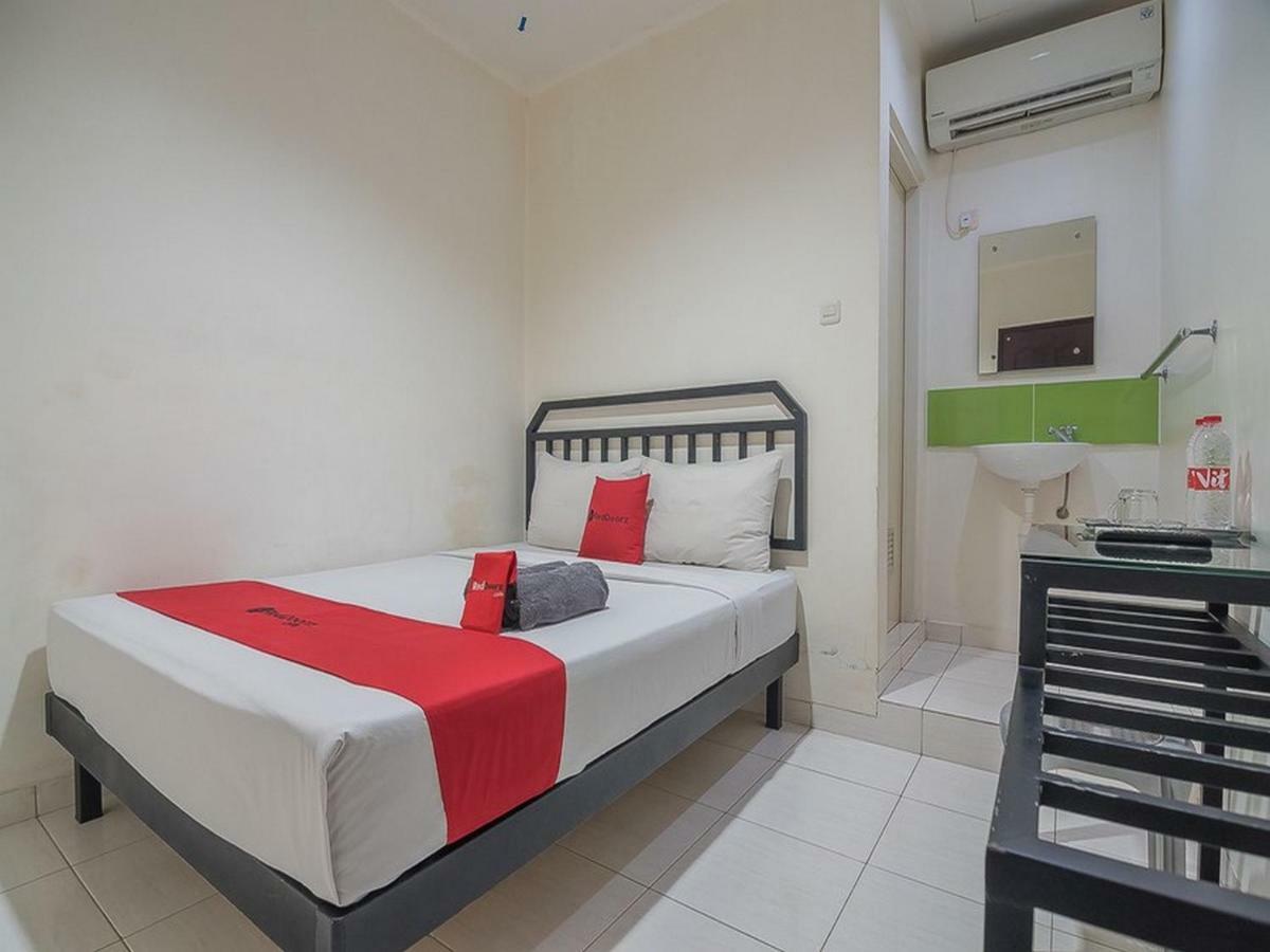 Reddoorz Near Nagoya Citywalk Batam 2 Экстерьер фото